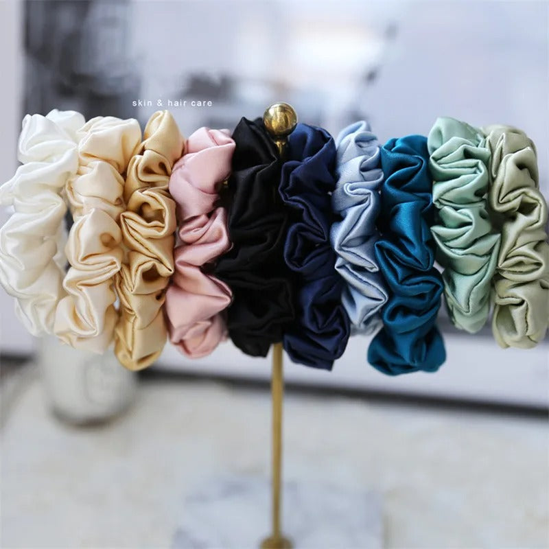 Scrunchies pack of 4 bOW